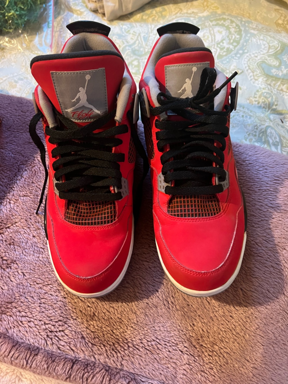 Nike Red Air Jordan 4 Retro Toro Bravo sneakers.  Size 10.5 - Picture 2 of 6
